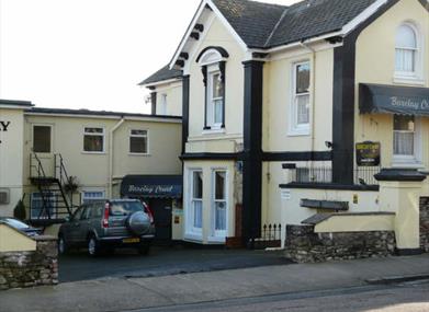 Barclay Court, Torquay