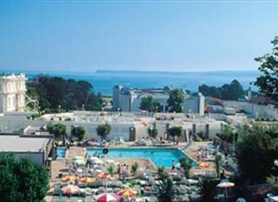 Carlton Hotel