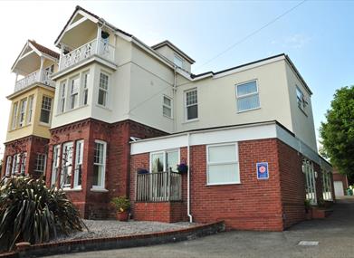 Harwood Lodge, Paignton