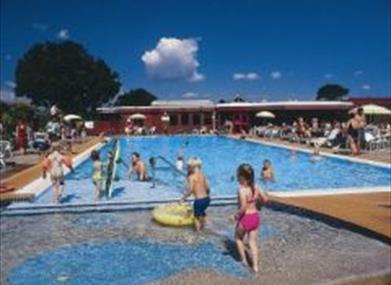 Beverley Park Pool