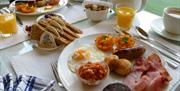 Breakfast Room