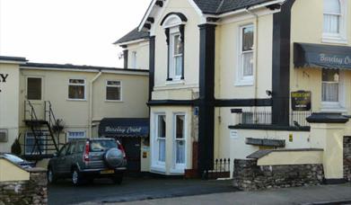 Barclay Court, Torquay