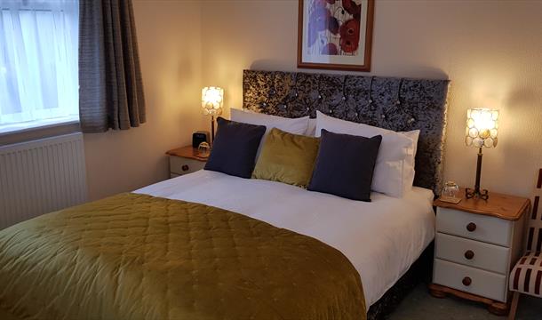 Luxury King size Bedroom Blue Waters Lodge, Paignton, Devon