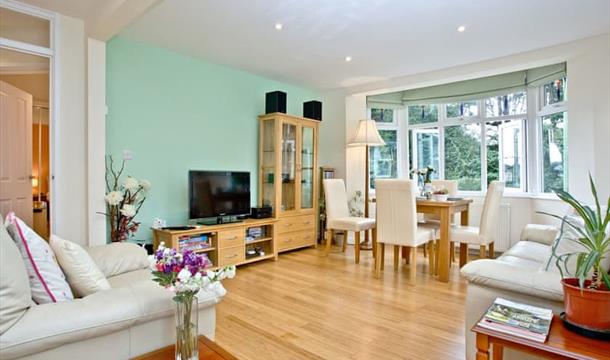 Open plan living room, Oldway Apartment, 30 Oldway Road, Paignton, Devon